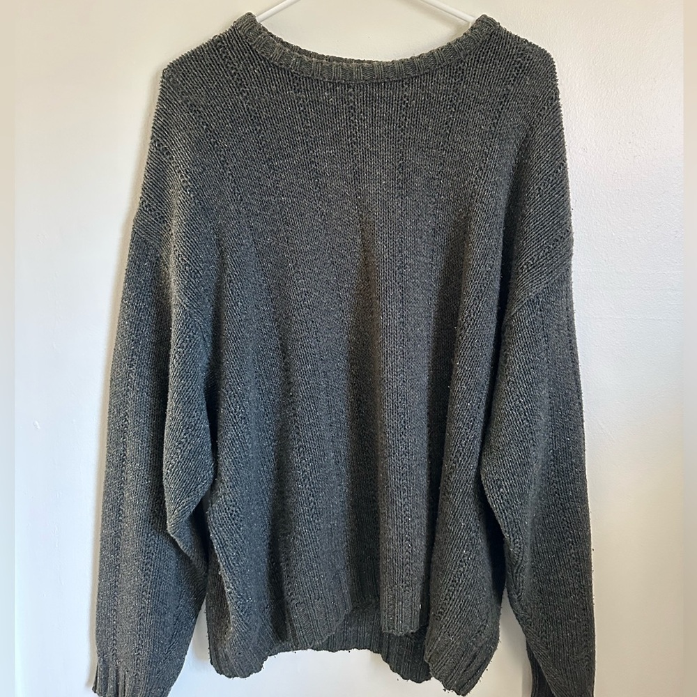 Brown men’s Eddie Bauer sweater size L Cotton